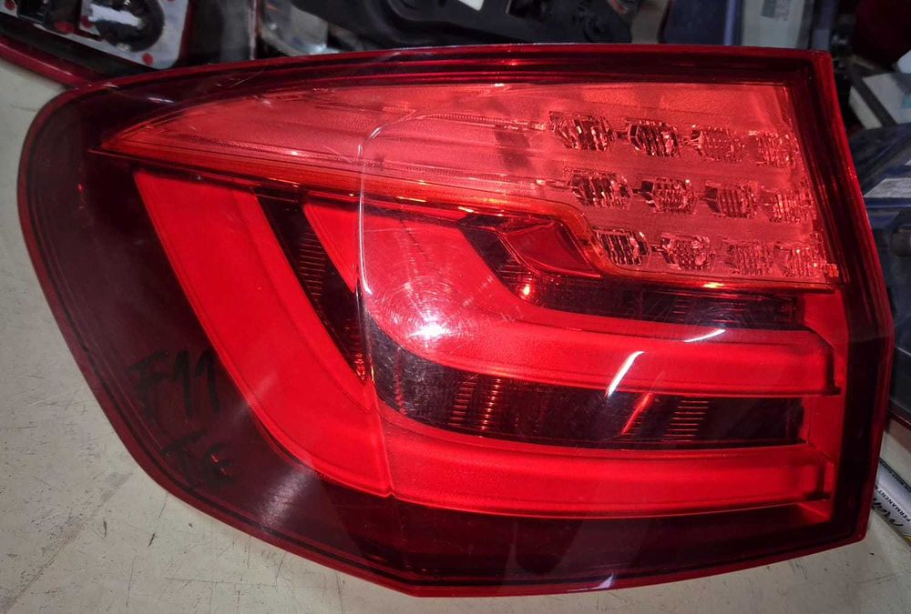 Farolim esquerdo bmw F11