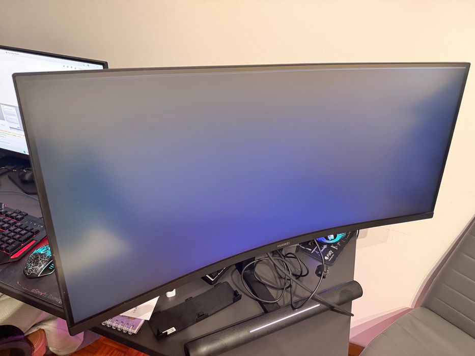 Huawei MateView GT 34” Curvo – PARA PEÇAS / PAINEL AVARIADO