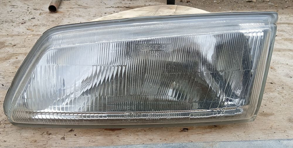 Peugeot 106 lampa lewa