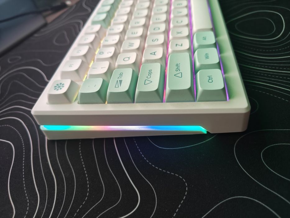 Teclado mecânico - Epomaker aura 75