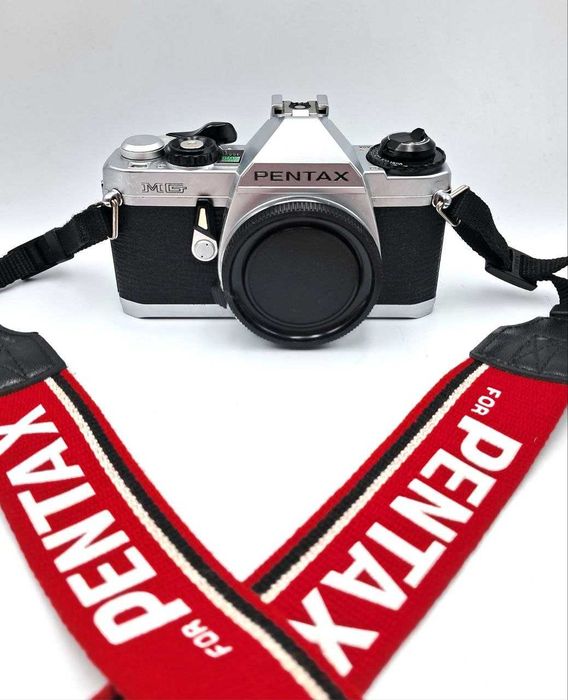 Плівкова камера Pentax MG