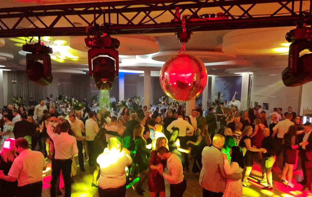 DJ na imprezę Łódź | Drink Bar, Fotobudka 360, atrakcje, dekoracje