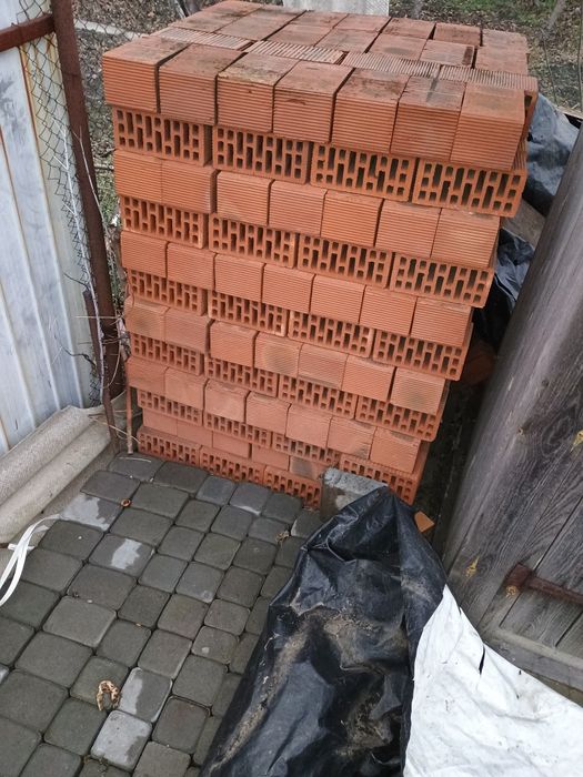 Керамічна цегла (блоки ).        м. Суми  Теплокерам