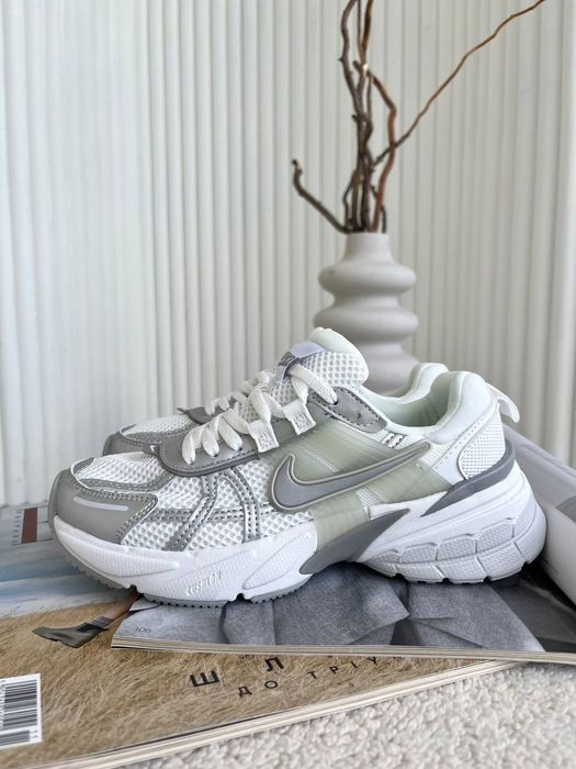 Nike V2k Runtekk (8 моделей)