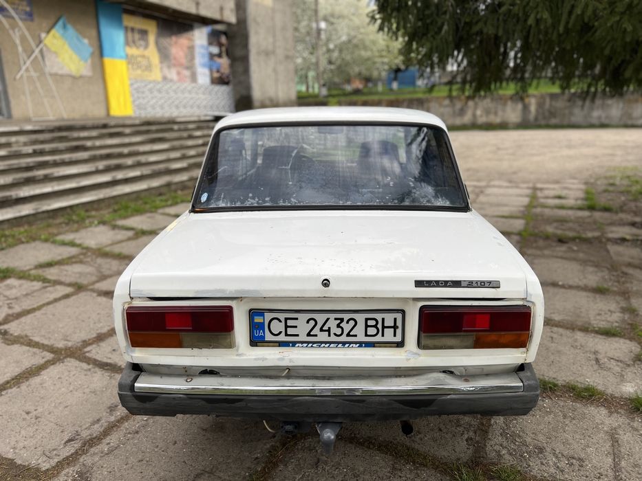 Ваз 2107 жигуль 1997 року.