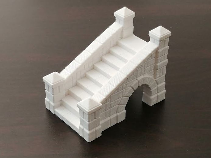Escadaria de pedra medieval em miniatura para cenários