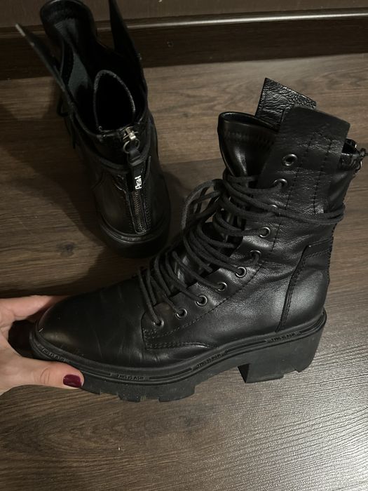 Ботинки женские фирмы ASH