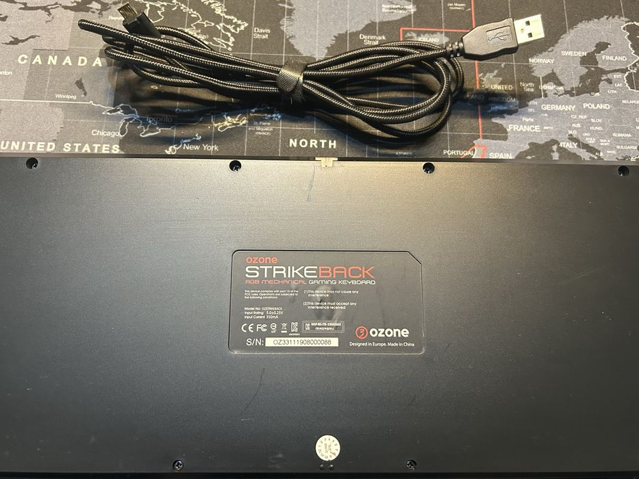 Ozone StrikeBack Teclado Mecânico Gaming RGB Kailh Red