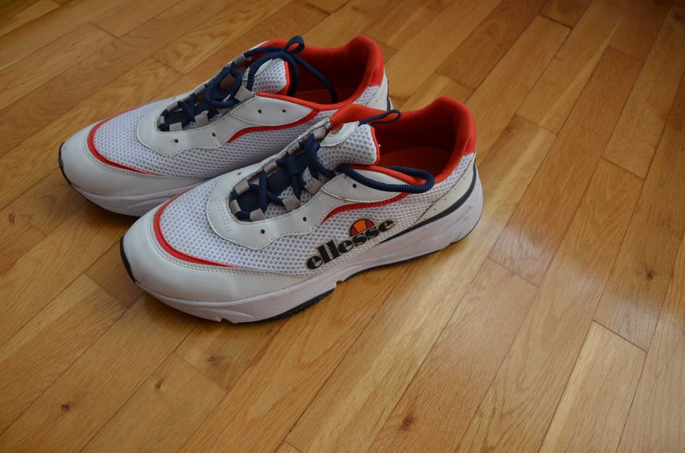 buty sportowe męskie rozm. 46
