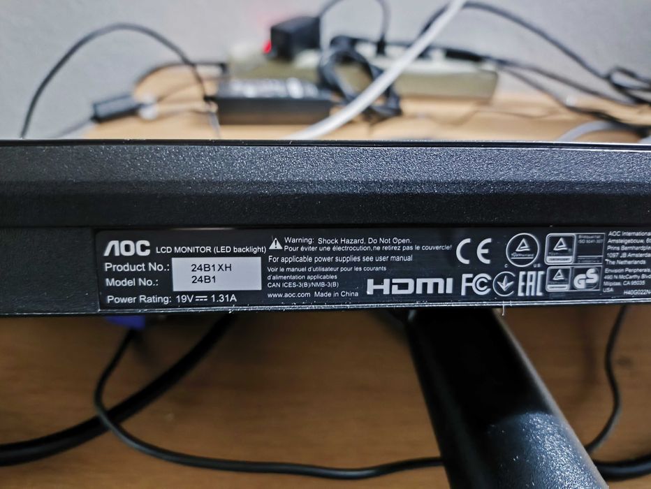 Monitor AOC 24B1XH de 23.8