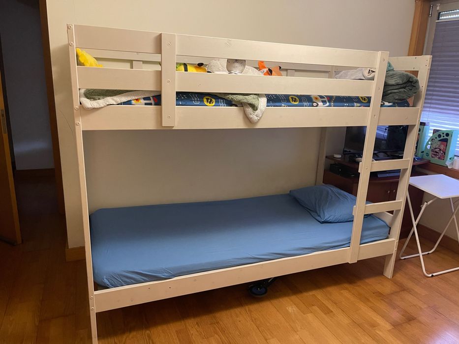 Cama beliche solteiro