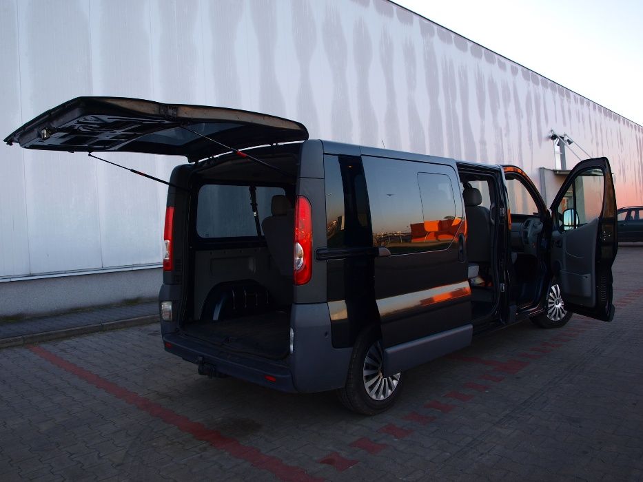 Wynajem Bus 9 Osobowy LONG 2.0DCI 114KM Klimatyzacja