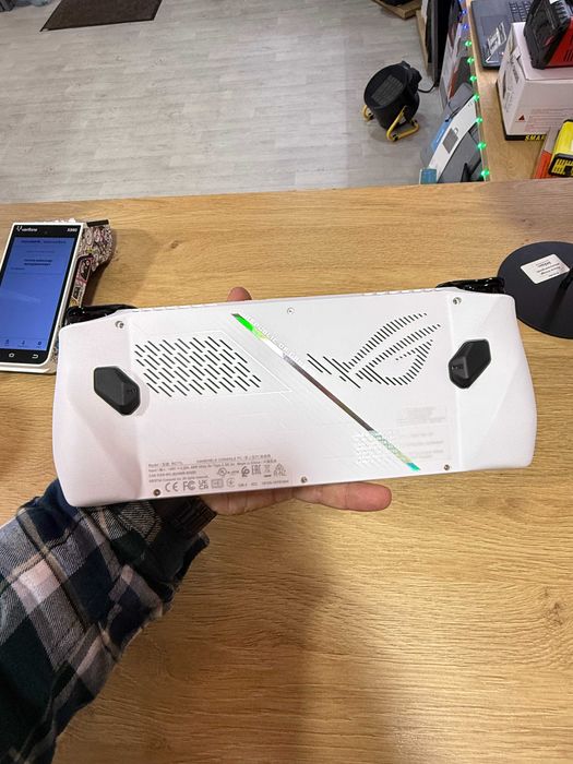 Ігрова приставка Asus Rog Ally 512Gb RC71L • Гарантія • Обмін •