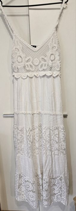 Biała sukienka Answer Lab koronka boho