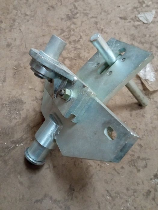 Кузовные адапторы захваты на стапель для рихтовки на Mercedes и BMW