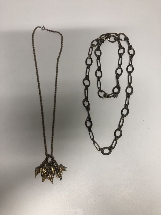 Colares dourado velho