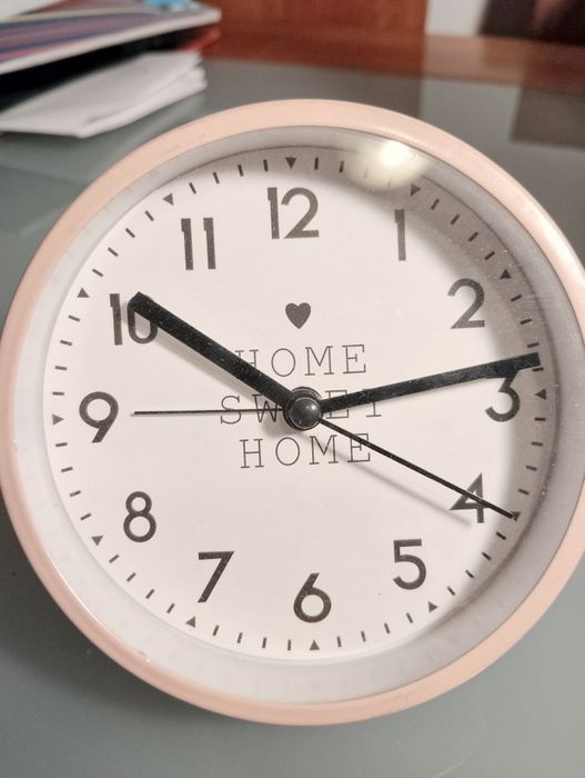 Relógio despertador NOVO!!	MARCA: Hôma