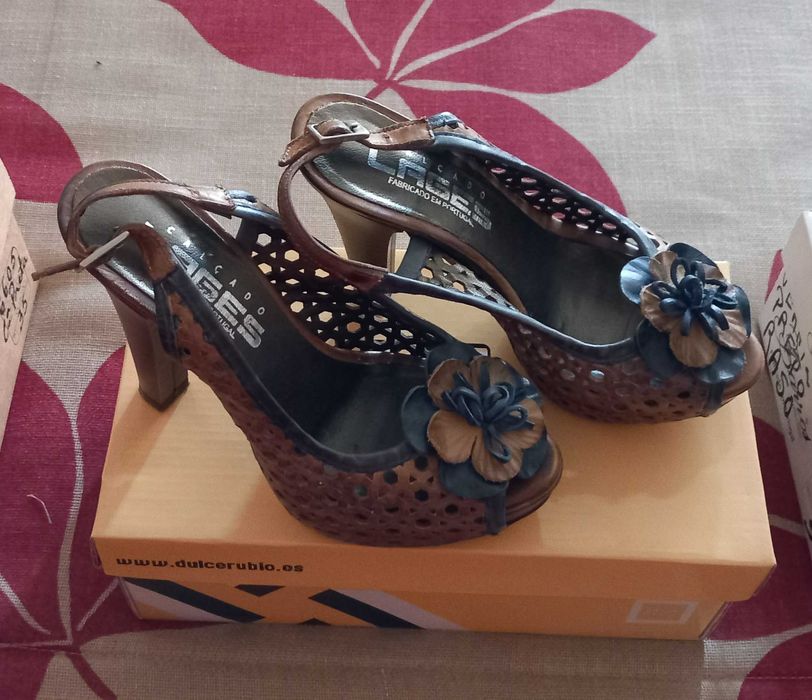 Sapatos diversos