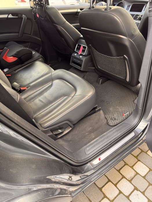 Продам Audi Q7 в гарному стані