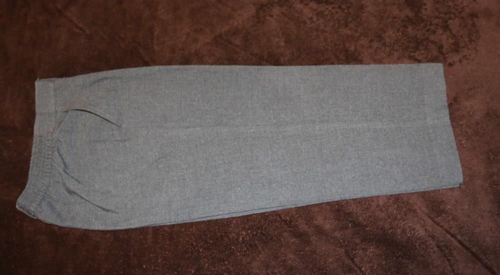 Spodnie szare w kant MARK&SPENCER 104 / 4lata / galowo / święta