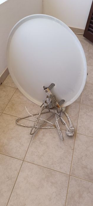 Antena parabolică c/2LnB