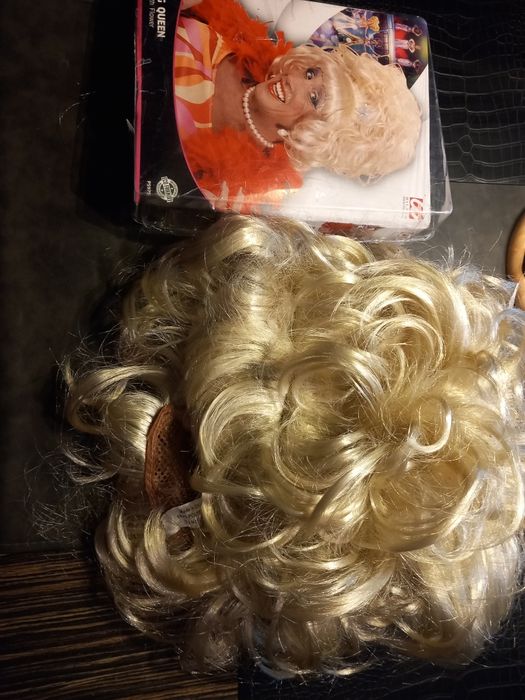 Peruka blond  DRAG QUEEN