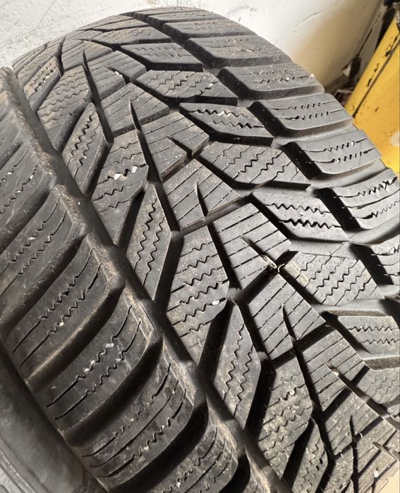 215/40/18 idealne 8mm cena za 2szt Hankook Wintericept