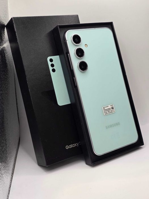 Samsung S24 FE 8/128 Європа