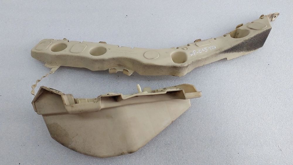 Guia de pára-choques trás direita CHEVROLET Aveo Hatchback (T300)