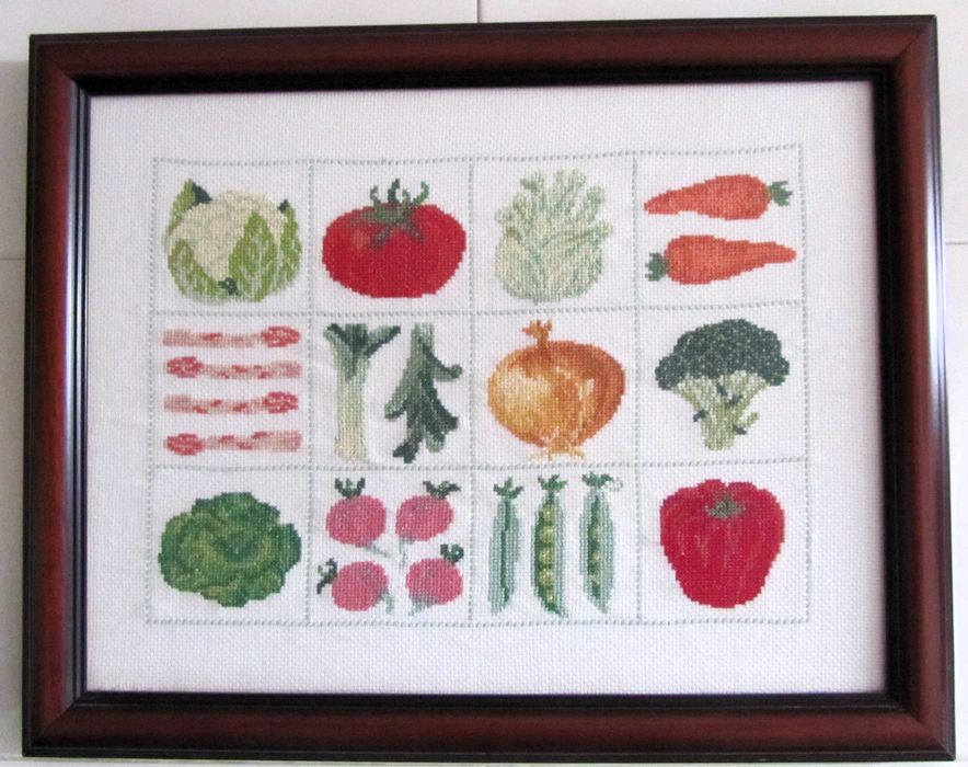 Cross-stitch picture.64738888341251120