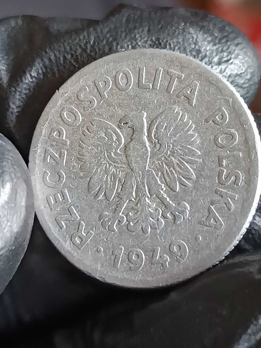 Sprzedam monete 1 zl 1949 rok lekka skretka