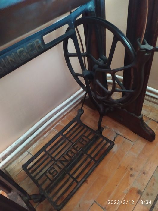 Швейна машинка SINGER