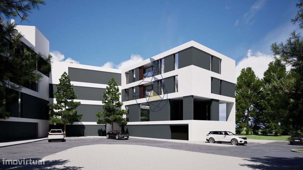 Apartamento T2 em construção com Garagem e Arrecadação situado próximo