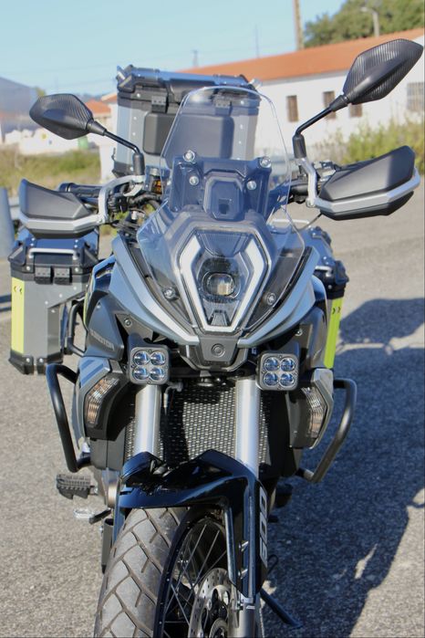 QJMOTOR SRT 600 SX | 2026 | 300 KM | 3 MALAS