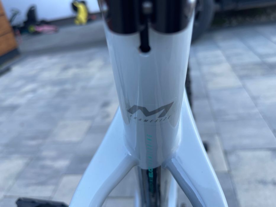 Carbon! Rower marki Rock Machine Catherine CRB 30-27