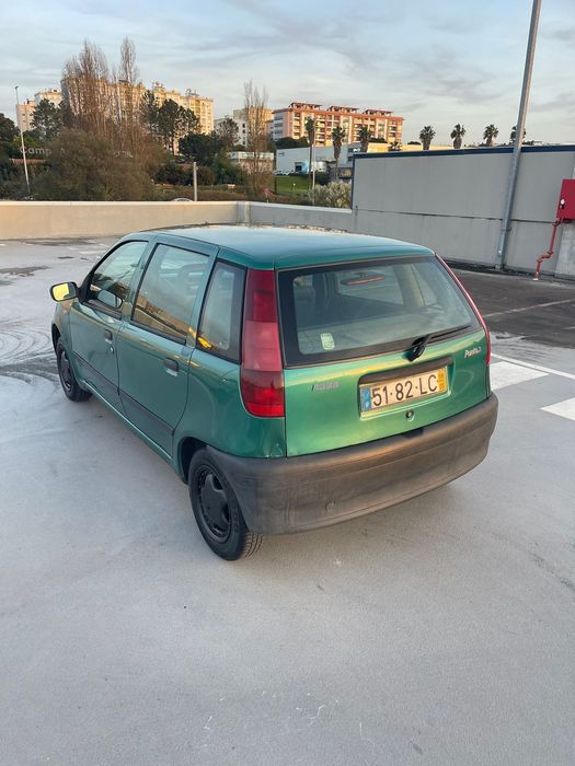 Carro fiat punto Palmela