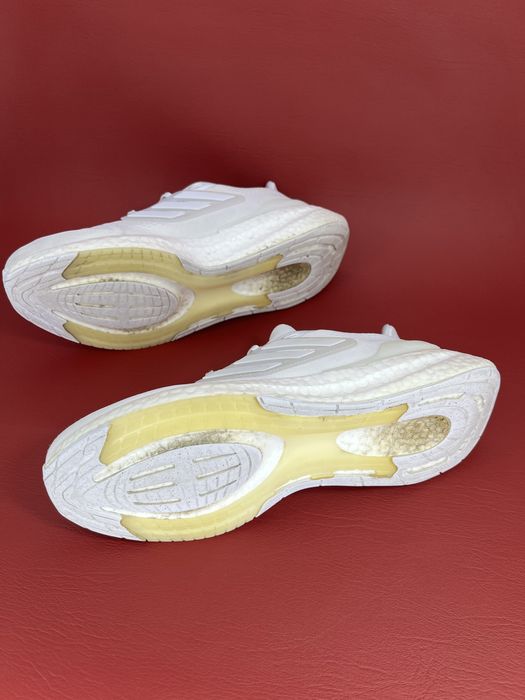 Кросівки 45.5р. Adidas Pureboost 23