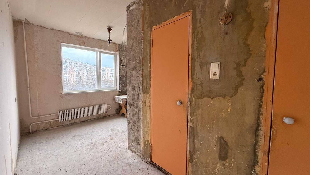 Продам 2 ком. в 16-ке на Салтовке, с/м КЛАСС. (404026)