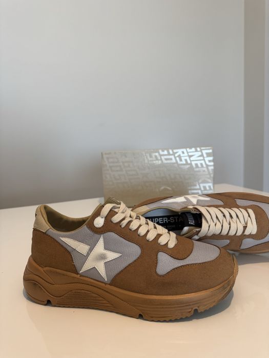Golden     Goose