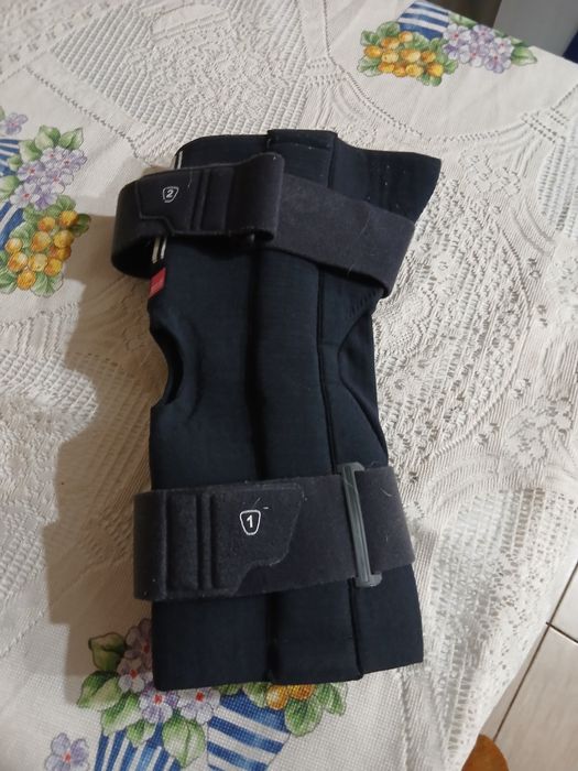 medi Stabimed Knee Brace, ортопедичний виріб для середньої фіксації