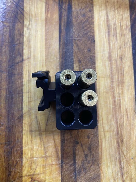 Швидкозʼємний холдер на 6 набоїв .338 на цівку