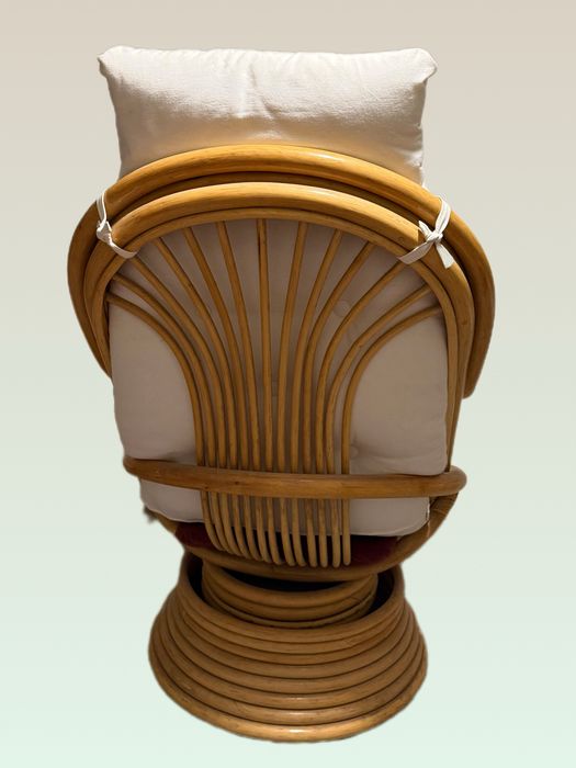 Cadeirão de Bambu