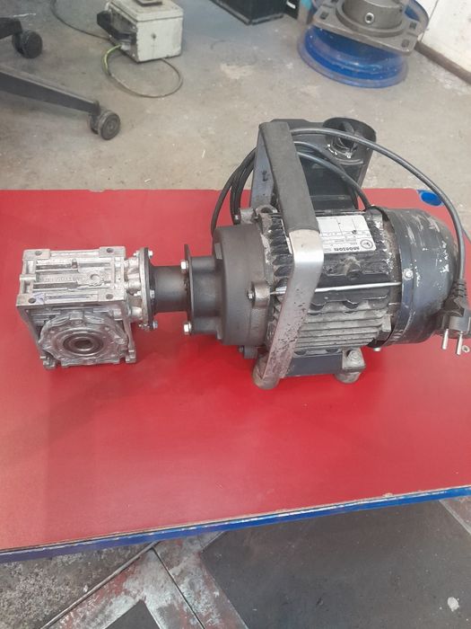 Motoreduktor przekładnia maszynka alfa 32