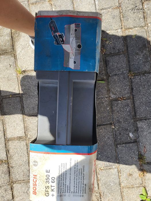 Piła Bosch GFS 350  + stolik KT 60