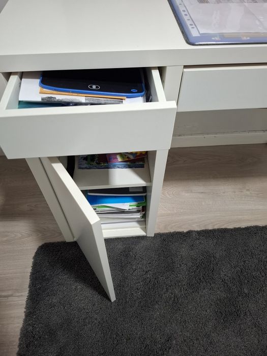 Secretária Ikea branca