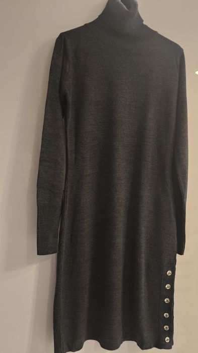 Sukienka z dzianiny Gatta