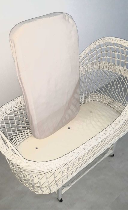 Berço em verga branco
