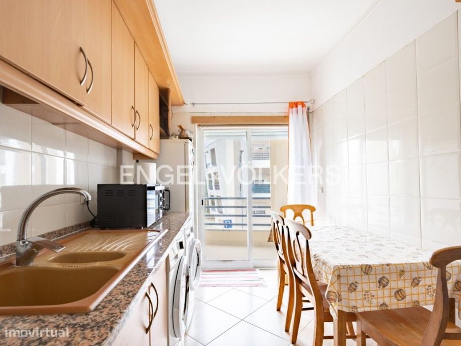 Apartamento T2 mobilado na Quinta do Texugo