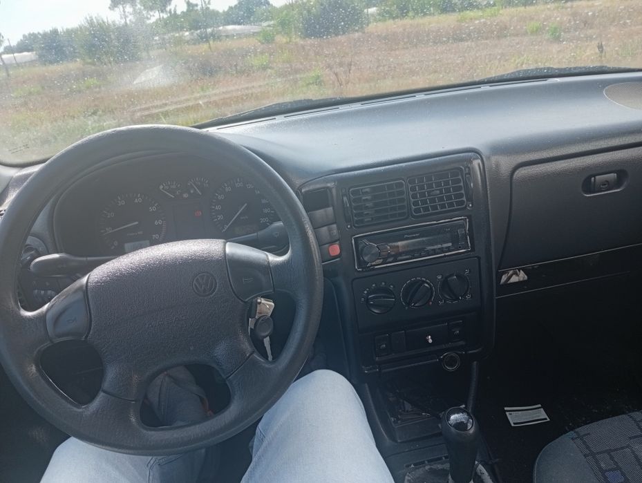 Polo 1.0 econômico