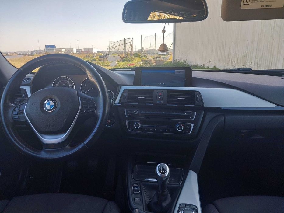 BMW 118 — fotografia 10